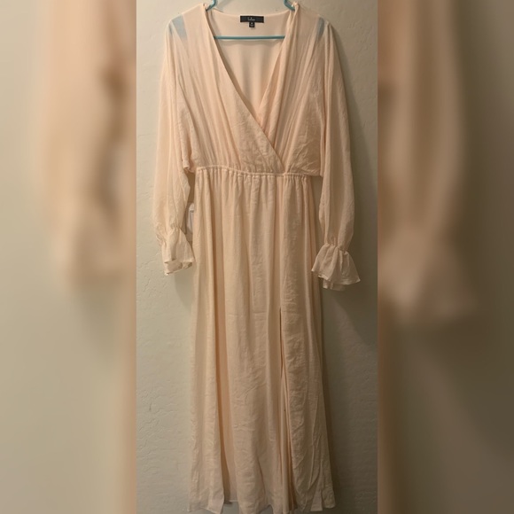 Lulus Dress - Picture 1 of 5